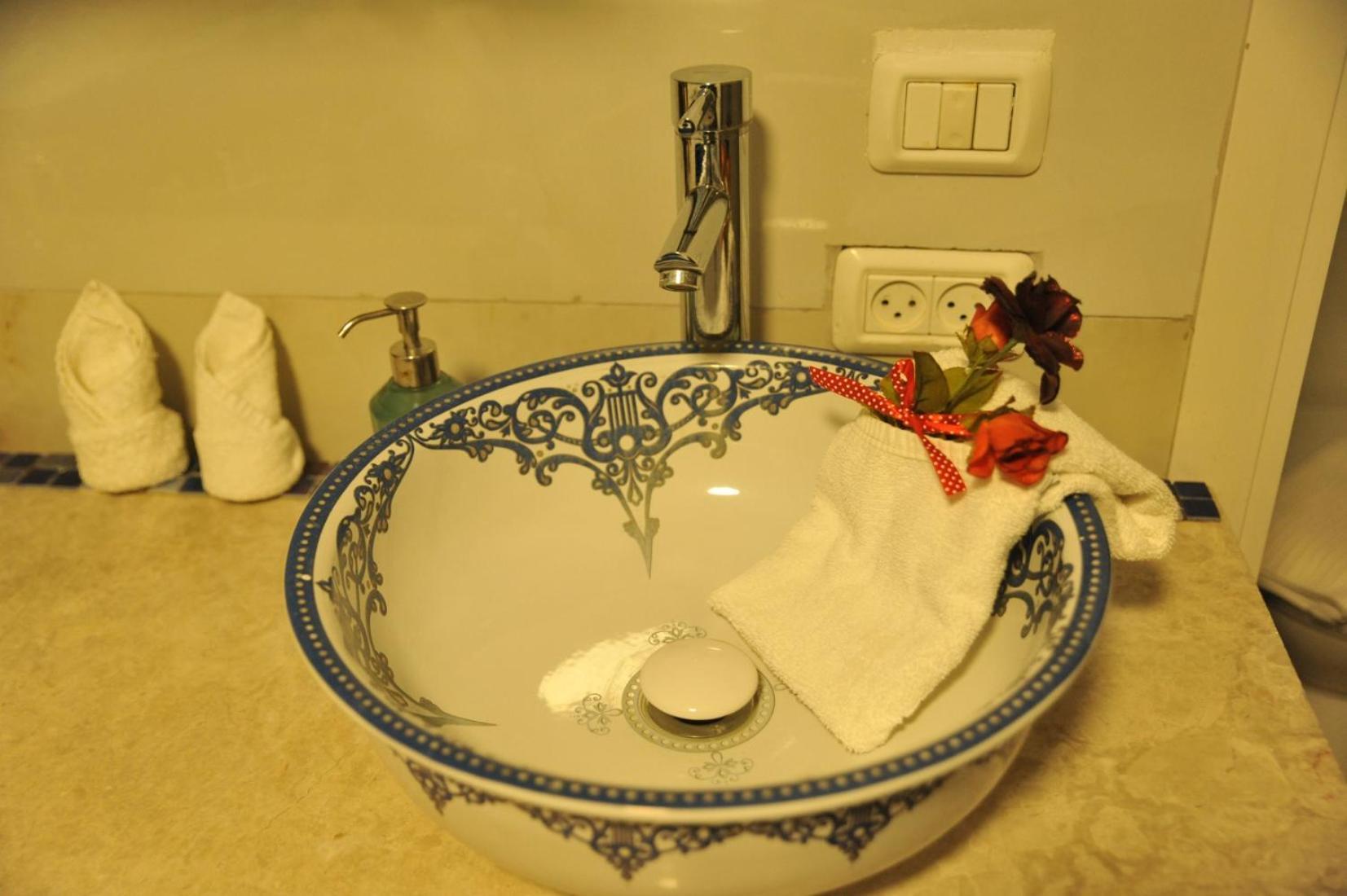 하데라 Ahuzat Shaul Seaside B&B 외부 사진