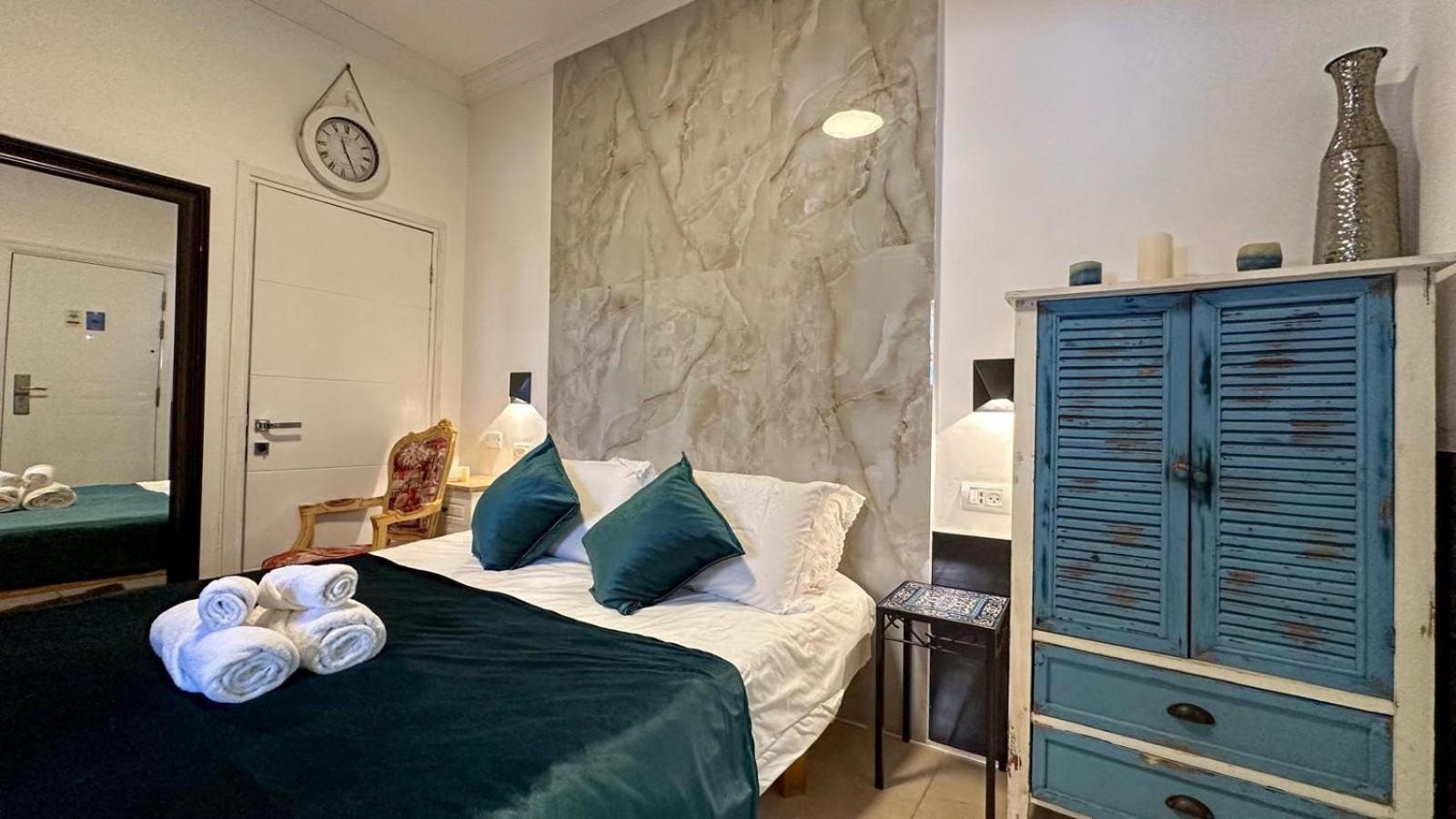 하데라 Ahuzat Shaul Seaside B&B 외부 사진